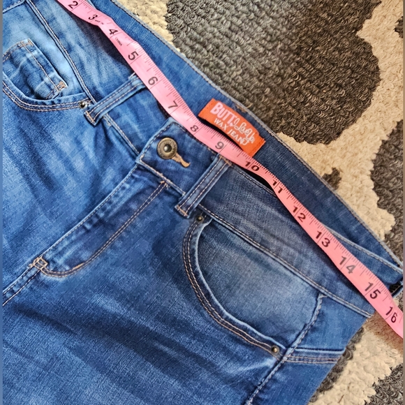WAX JEAN. Butt I Love You. Skinny Jeans. - Picture 8 of 12